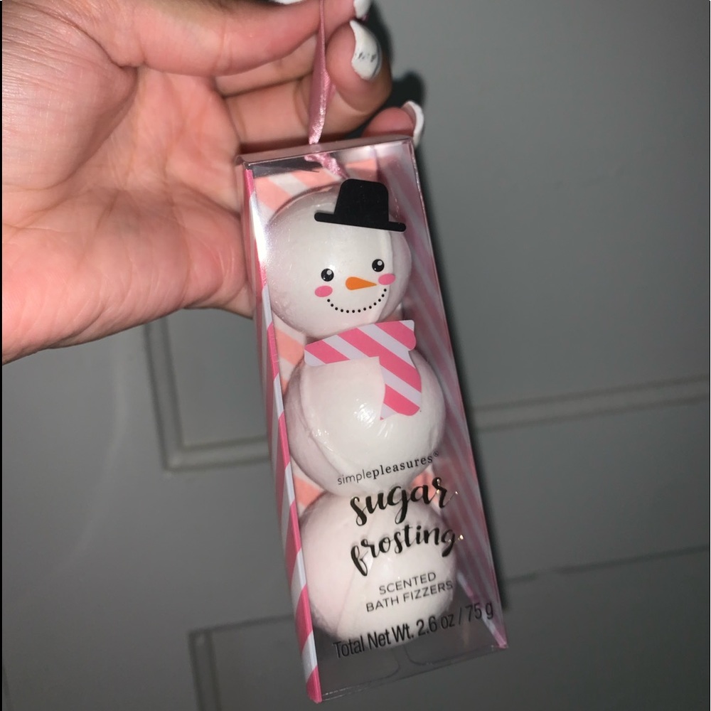 Simplepleasures bath bombs